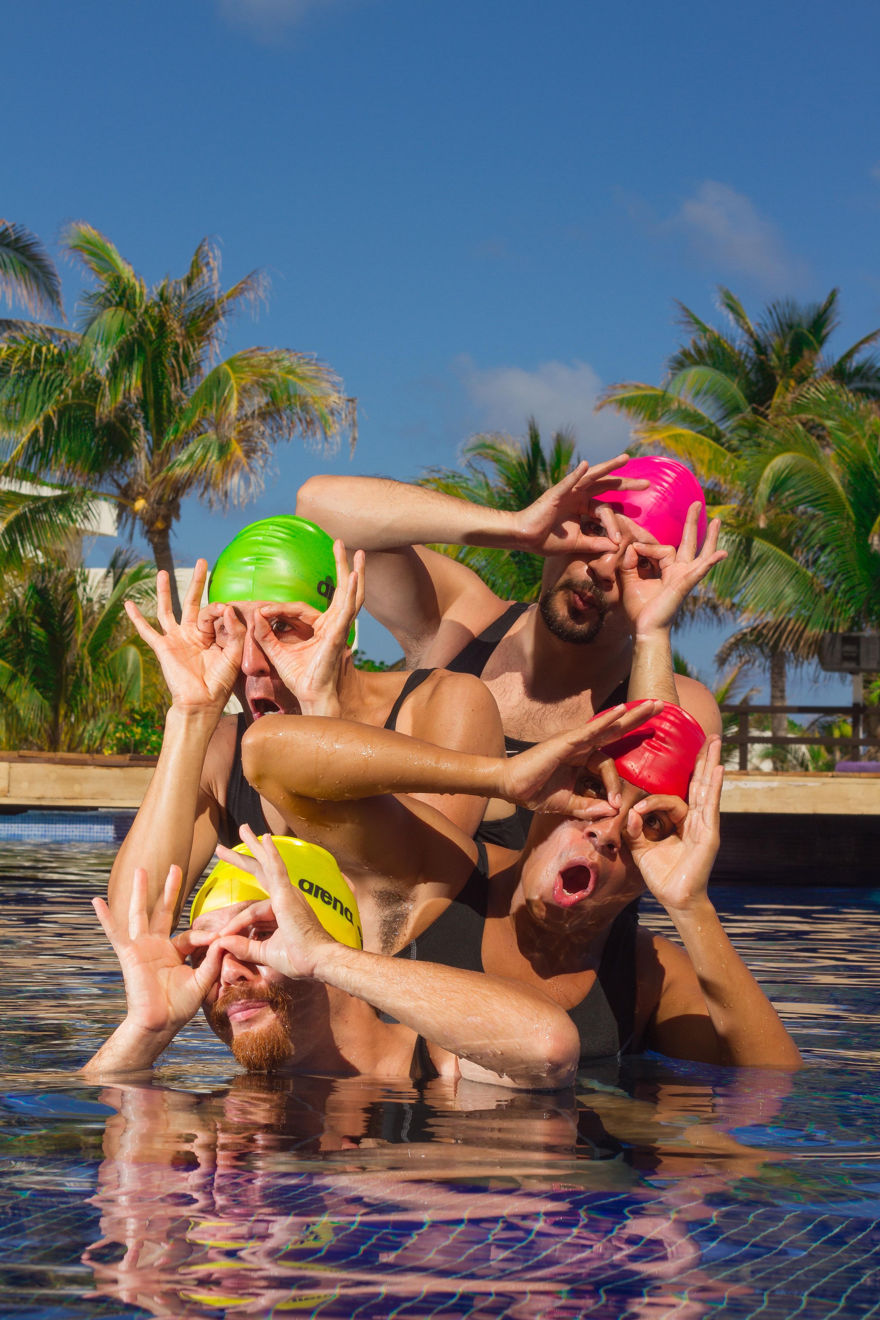 Grand Oasis Cancun - Все включено Экстерьер фото The band in 2011